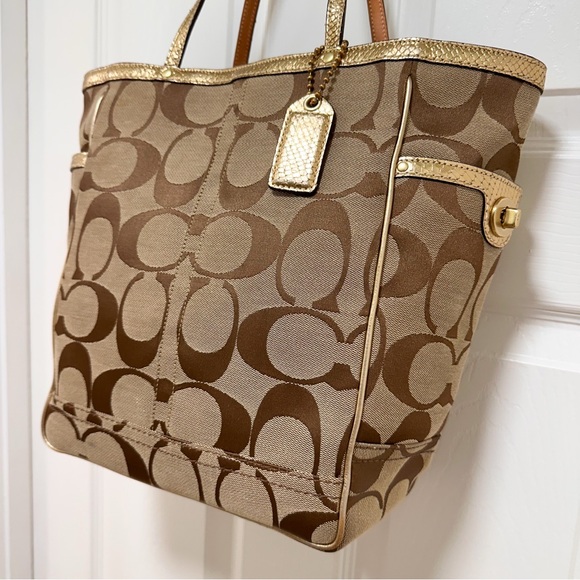 Coach - Signature Canvas Large Tote Gold Snakeskin Embossed Leather Vintage Y2K